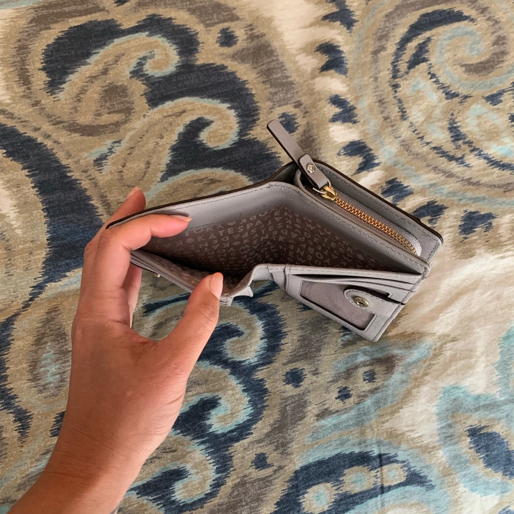 Kate Spade wallet - Picture 5 of 5